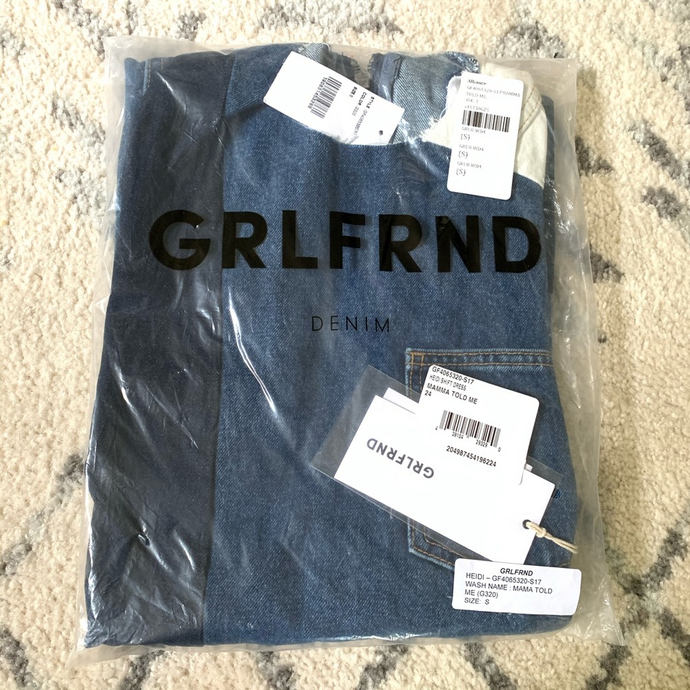 NWT GRLFRND Heidi Shift Dress in Mama Told Me - Picture 3 of 6